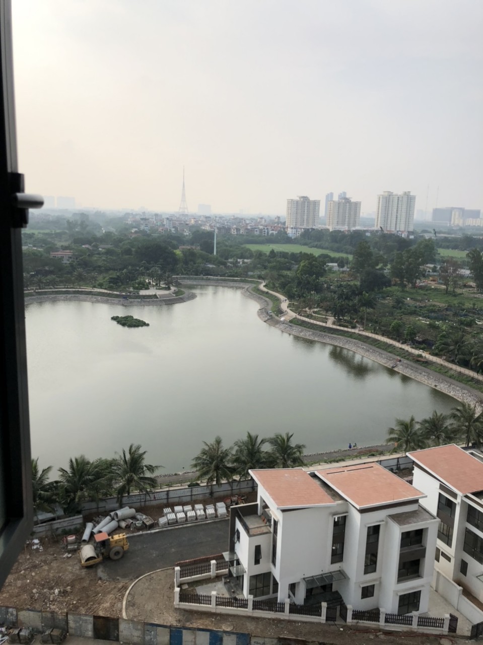 Cho thuê căn hộ chung cư tại Dự án Seasons Avenue, Hà Đông, Hà Nội diện tích 80m2  giá 12,000,000 Triệu/tháng